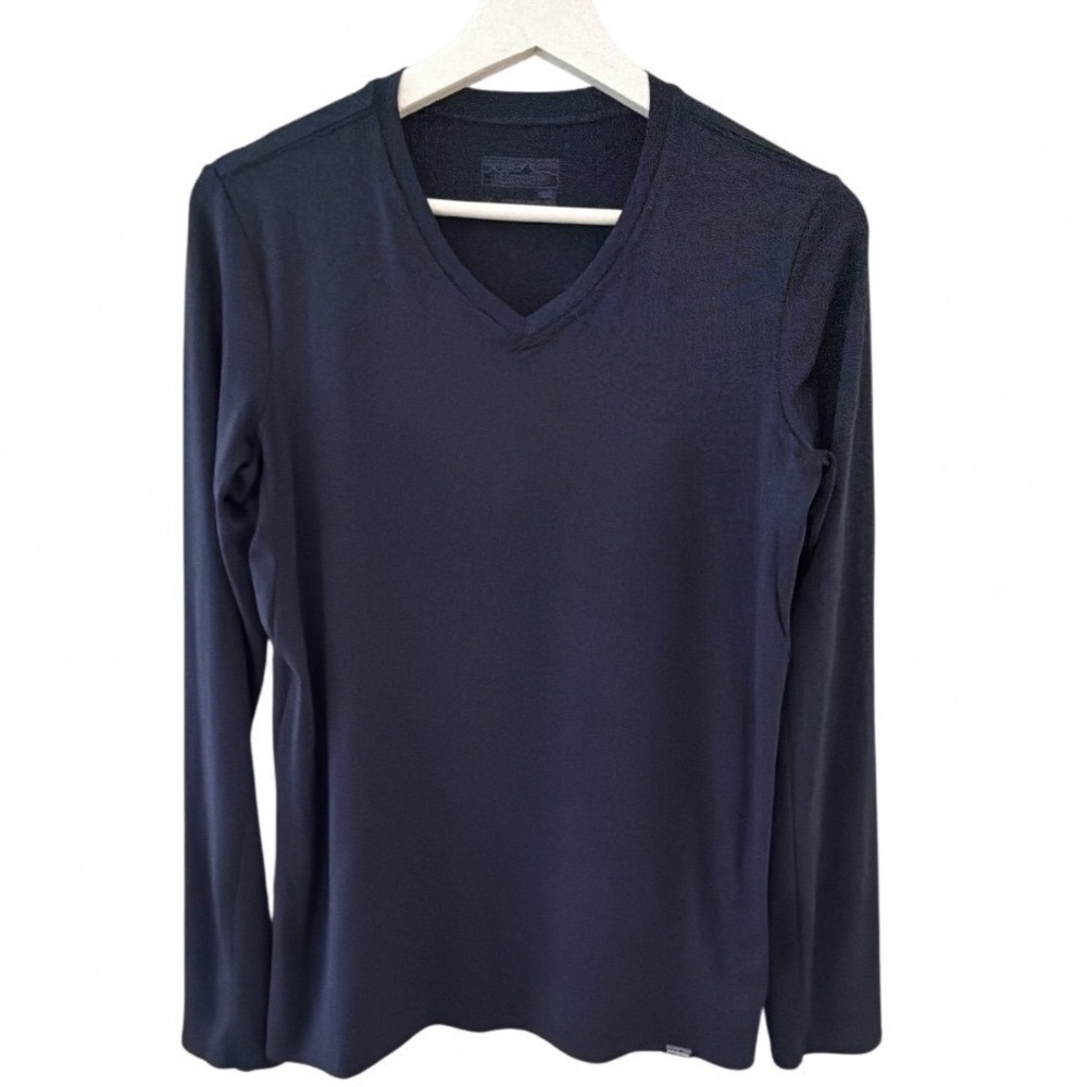 Patagonia Womens Capilene Daily Baselayer V-Neck Long‎ Sleeve Navy Blue Medium